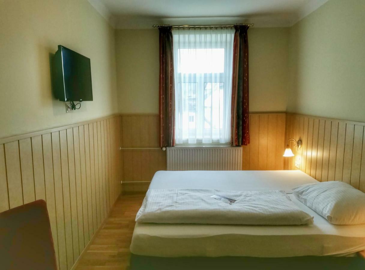 Familie Zuser Hotel Garni Mitterbach Buitenkant foto